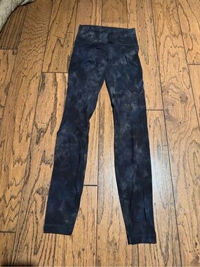 Lululemon Align Black and Charcoal Tie-Dye Leggings. Size 4